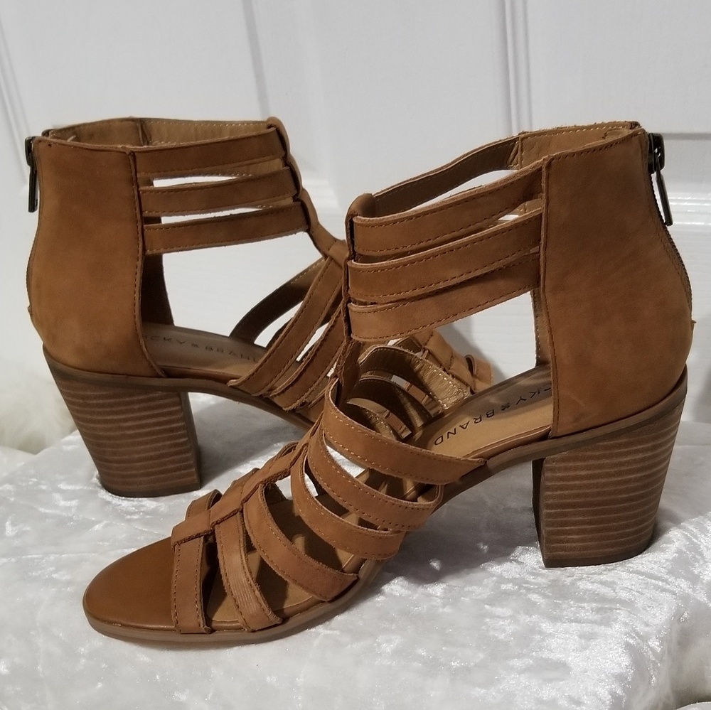 Lucky Brand Taupe Gladiator Sandals
